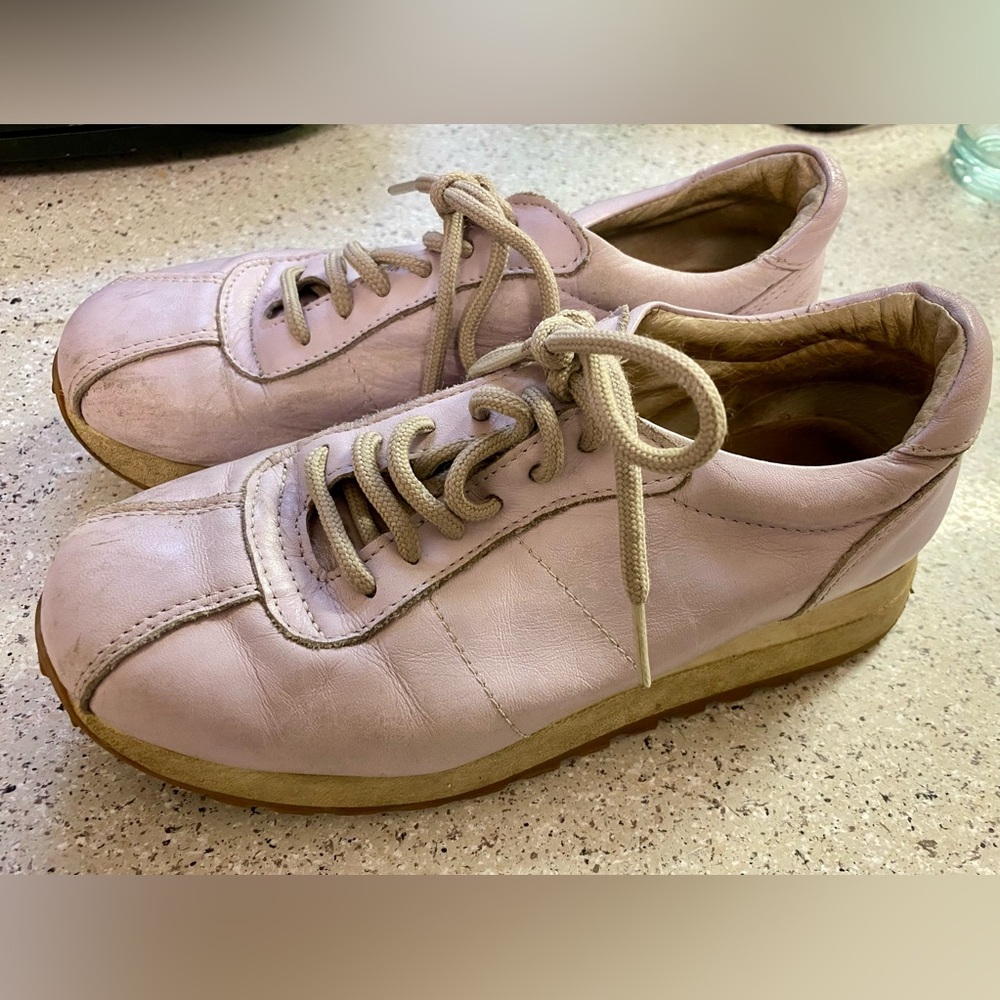 Vintage Hush Puppies Women's Pink Leather Sneakers Y2K